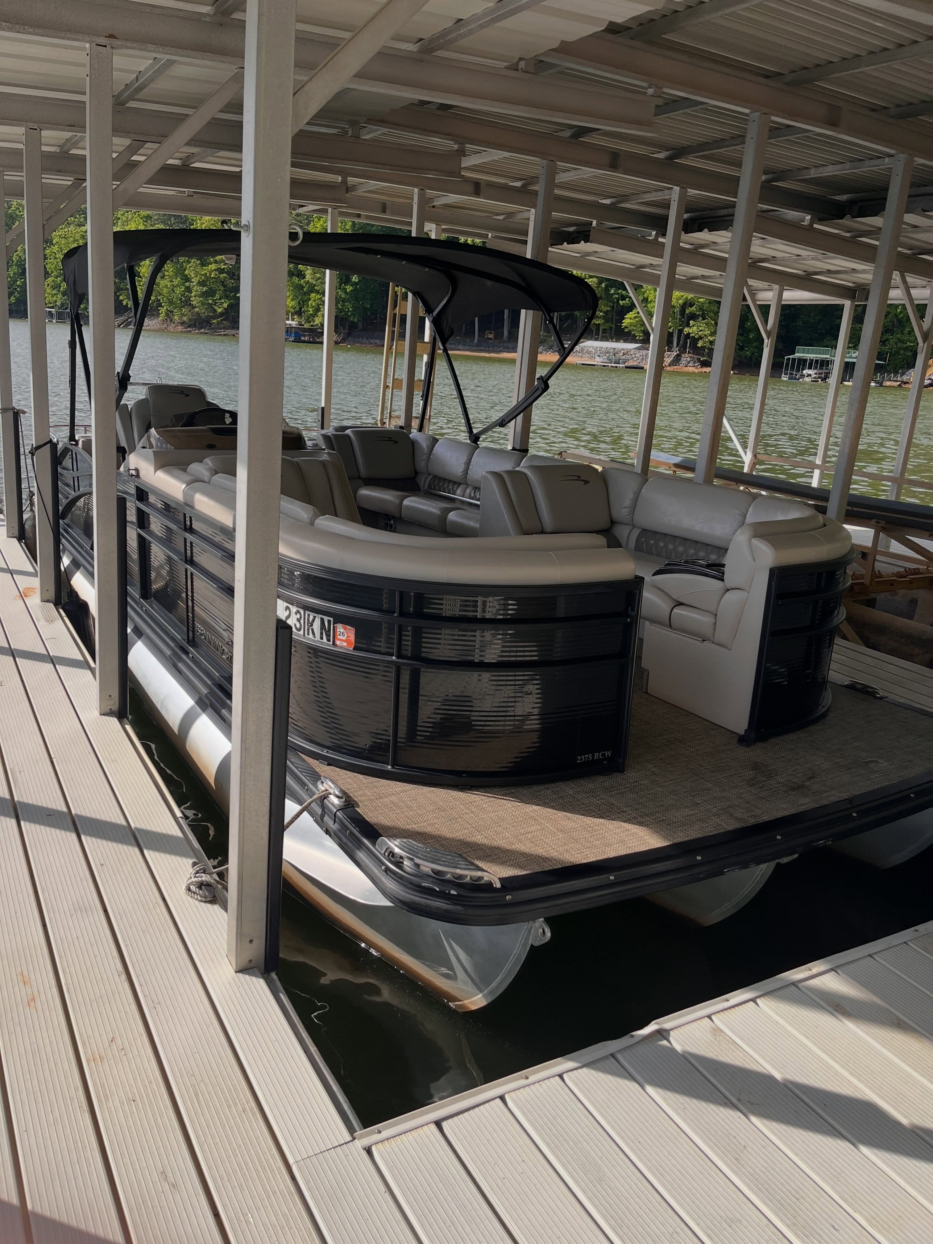 Boat detailing on a pontoon oxidation, Lake Lanier GA