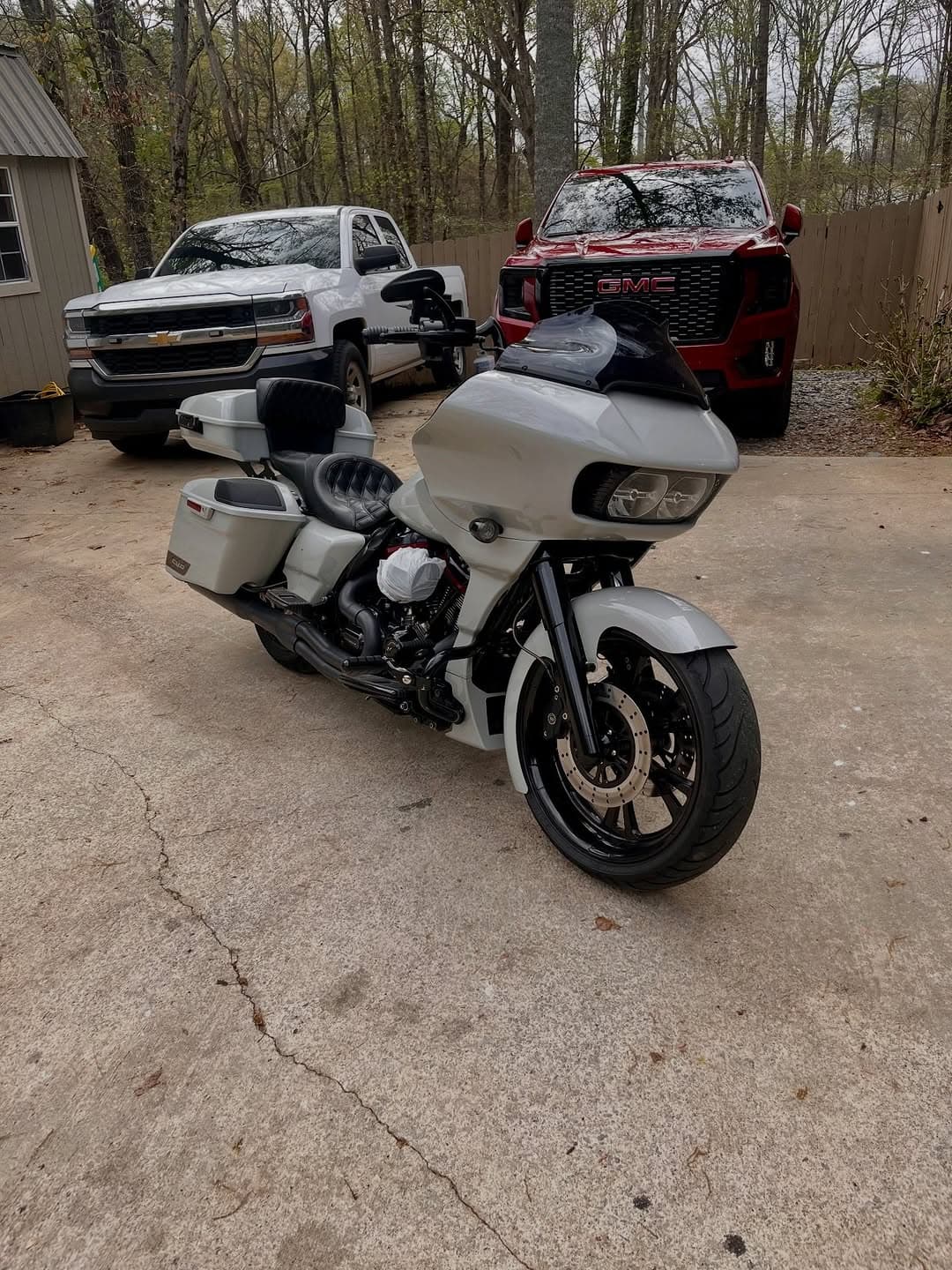 Paint correction on a harley swirls, Cumming GA